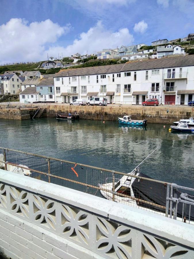Inner Harbour Cottage Portreath Exterior photo